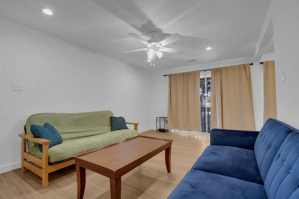 Condo Near Downtown Austin! エクステリア 写真