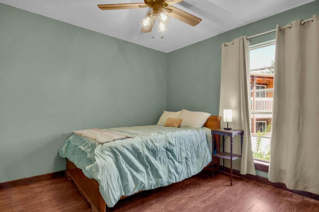 Condo Near Downtown Austin! エクステリア 写真